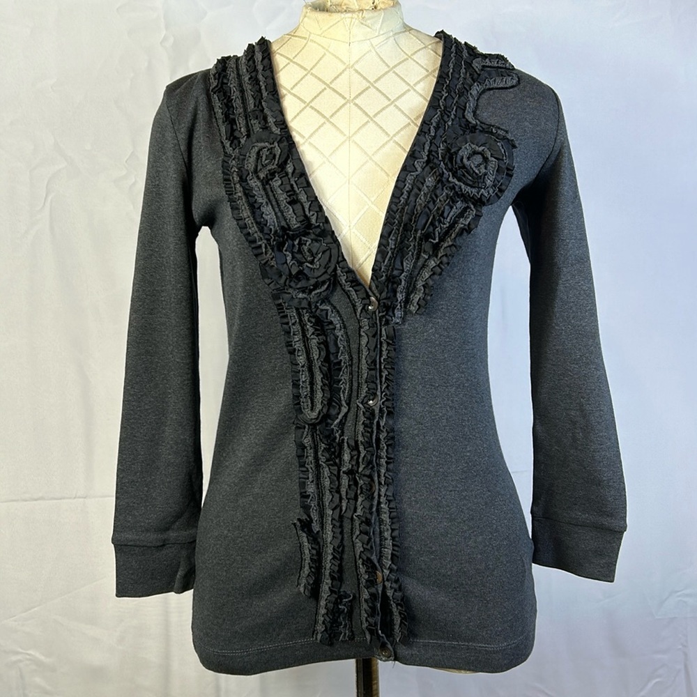 J.Crew Gray Button Down Sweater Size XS New Ruffle Front 100% cotton
